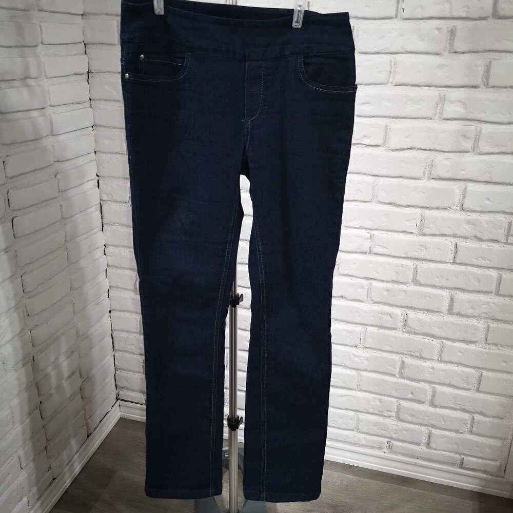 Golden Girls Ladies Size 10 Dark Wash Straight Legs Pull On Style Blue Jeans